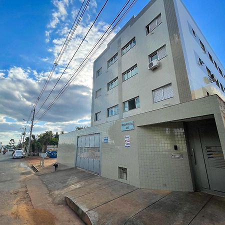 104 - Apartamento Completo Para Ate 7 Hospedes Patos de Minas Exterior foto
